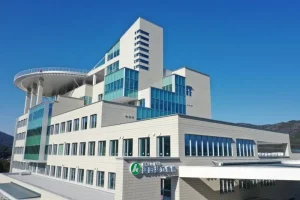 医療法⼈伸和会 延岡共⽴病院